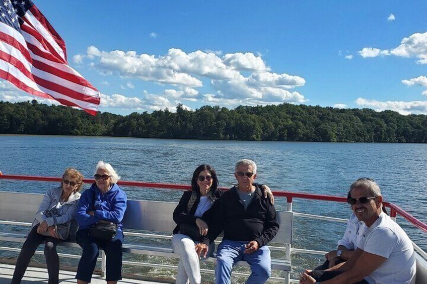 Hudson River Sightseeing Cruise from Kingston