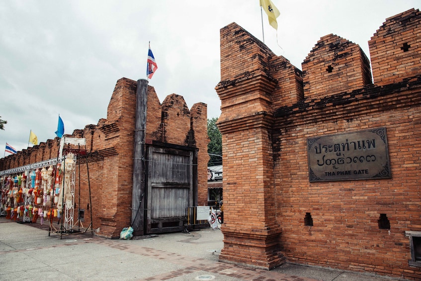 Chiang Mai Tuk Tuk Tour – Half Day