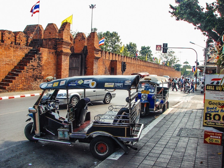 Chiang Mai Tuk Tuk Tour – Half Day