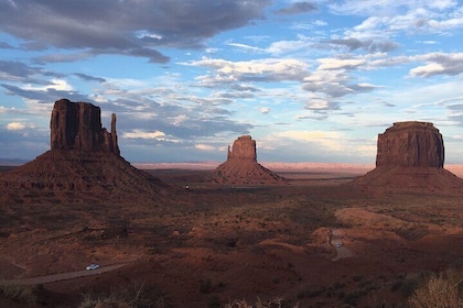 Las Vegas, Zion, Bryce, Monument Valley, Lake Powell, Grand Canyon Private ...