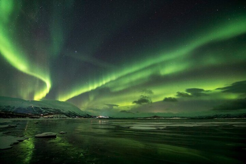 Small-Group Aurora Photo Adventure in Abisko National Park