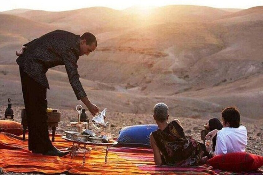 Marrakech: Magical Dinner In Agafay Desert and Sunset Experience
