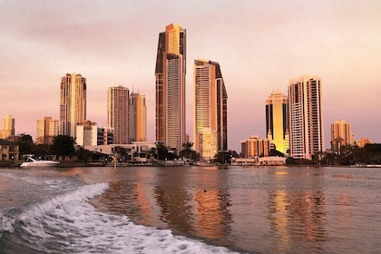 Crucero al atardecer de Surfers Paradise