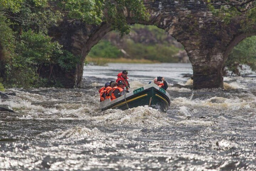 Gap of Dunloe Tour ( Boat & Bus)