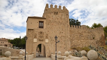Toledo On Your Own with Top Monuments Bracelet Entrance