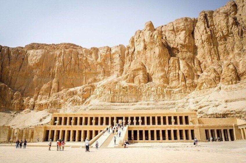 Day trip to Luxor: Balloon & West and East &Felucca ride& Meals From Hurghada
