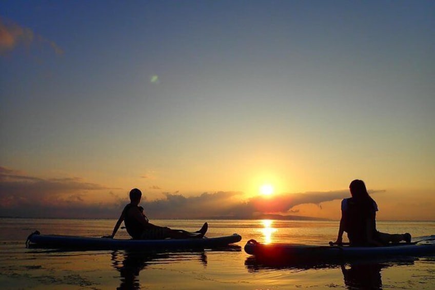  [Okinawa Miyako] [Evening] Twilight in the sea of silence... Sunset SUP / canoe