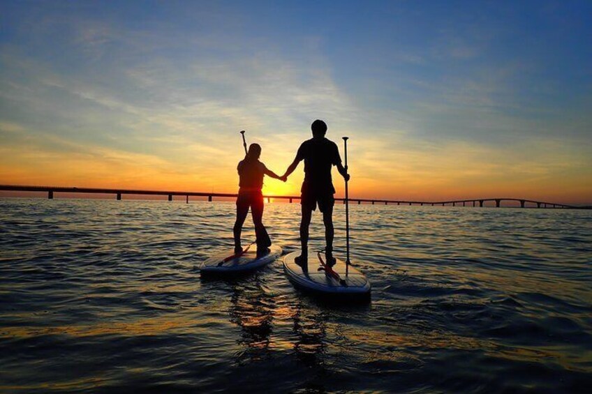 [Okinawa Miyako] [Evening] Twilight in the sea of silence... Sunset SUP / canoe