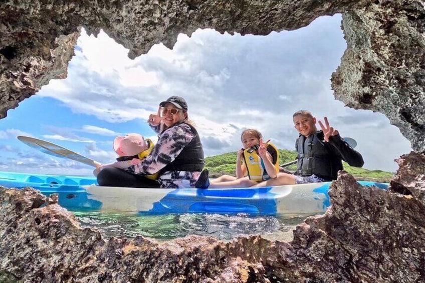 [Okinawa Miyako] SUP/canoe tour with a spectacular beach!!