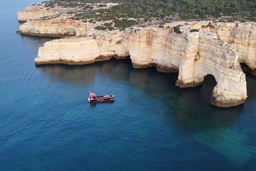 Adrenalina before Marinha Beach