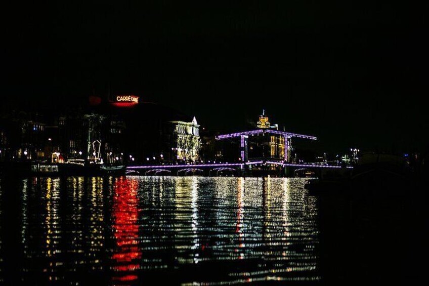 Amsterdam Small-Group Evening Canal Cruise Including Wine, Craft Beer, Cheese