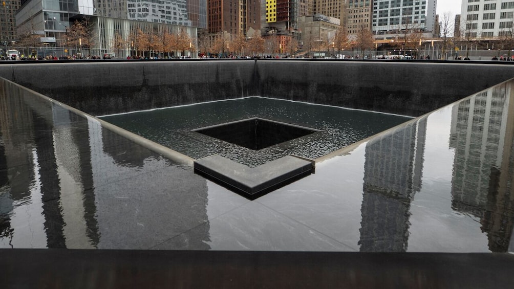 9/11 Ground Zero Guided Tour + One World Observatory Entry Tickets