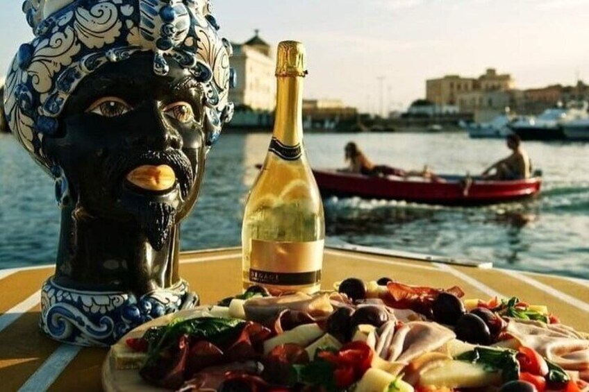Boat Excursion to Ortigia with Typical Homemade Lunch