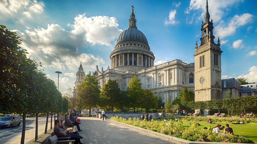 Apri foto 5 di 9. St Paul's Cathedral in London