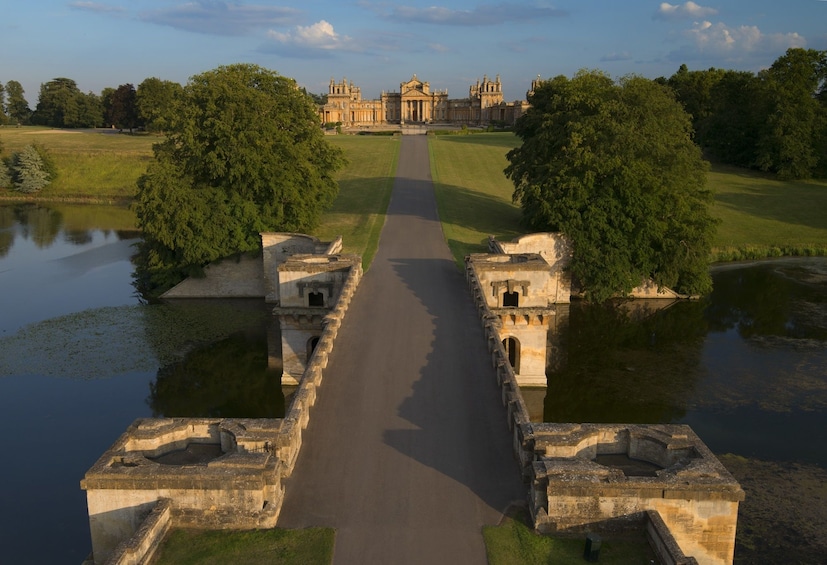 Blenheim Palace Downton Abbey & Cotswolds Flexible Day Trip