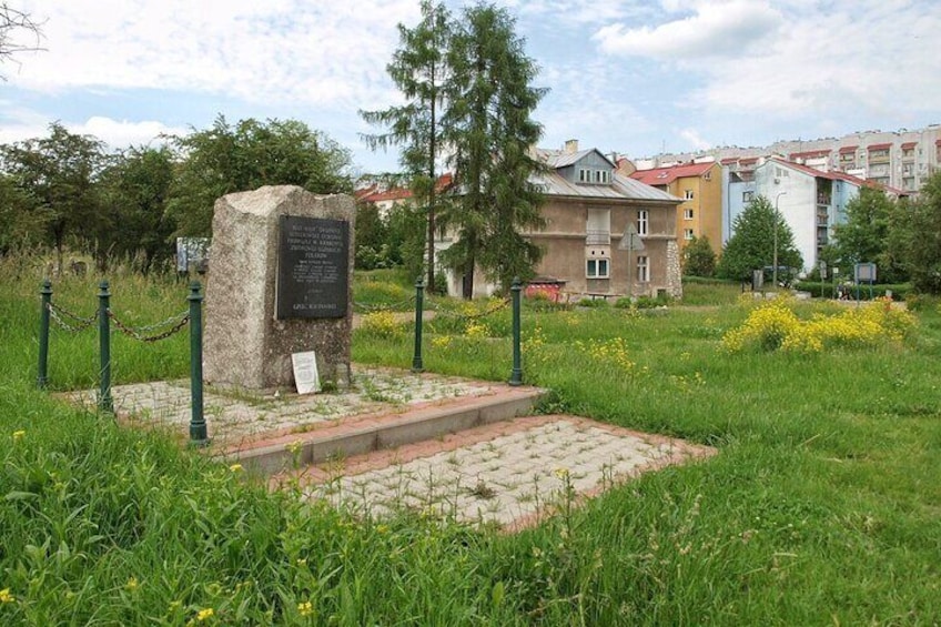 Guided Tour in Kraków-Płaszów Former Concentration Camp