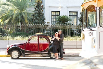 Private Historic Savannah Tour in a Vintage Citroën