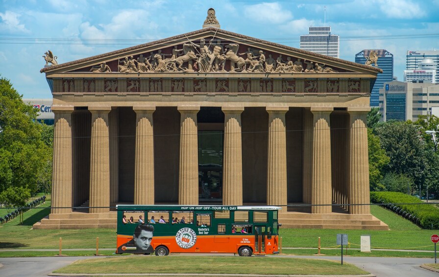 Nashville Old Town Trolley Hop-On Hop-Off City Tour