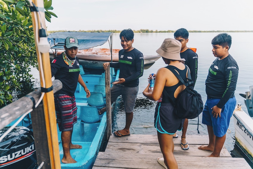 Puerto Escondido: Birds watching Lagoon Boat Tour