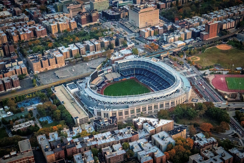 Couple's Private NYC Helicopter Tour from Westchester