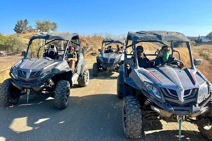 Esperienza di safari in buggy di 2 ore nelle montagne di Mijas con guida