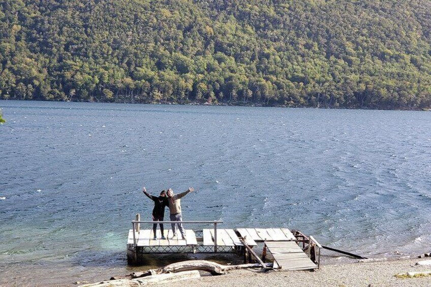 Experiences at the edge of Lago Escondido