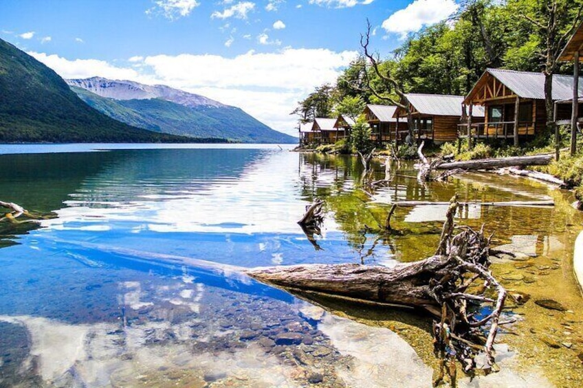 Escondido and Fagnano Lakes Tour with Breakfast in Stay