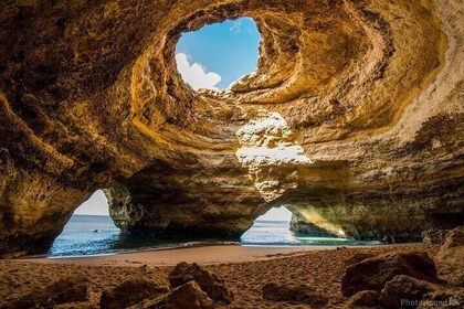 Da Portimão a Benagil: tour della grotta di 90 minuti con onda adrenalinica