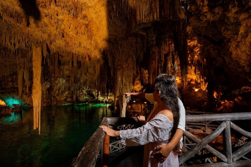 Chichén Itzá, Cenote Xunáan & Valladolid with Traditional Lunch Buffet