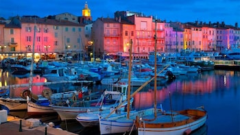 Full-Day St. Tropez Tour with Boat Ride