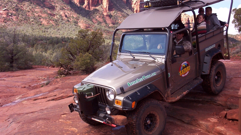 A Jeep off roading in the Grand Canyon