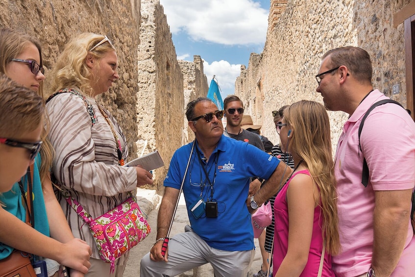 From Rome: Pompeii & Mt. Vesuvius Day Trip with Neapolitan Pizza Lunch