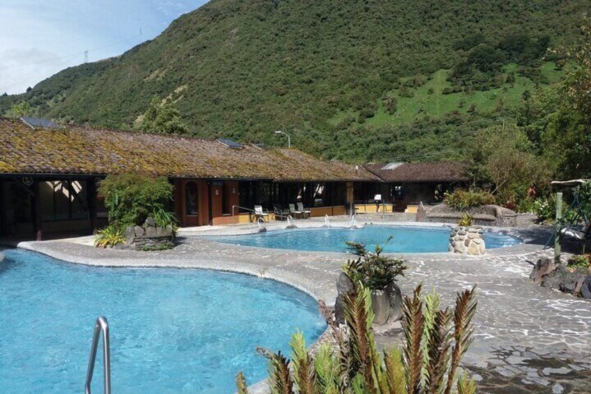 Private Tour to Papallacta Hot Springs with Tickets Included from Quito