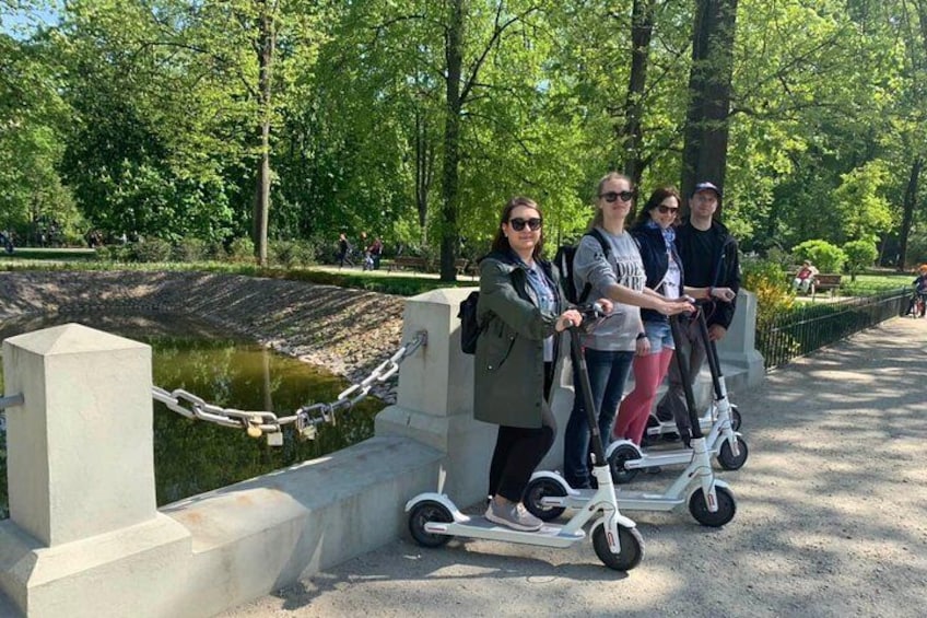 feelZcity scooter tour
