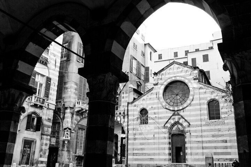 Essential Genoa Photo Tour