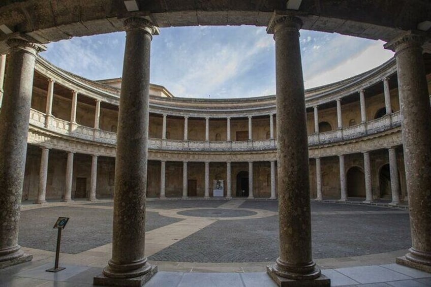 Guided Walking Tour of the Alhambra in Granada