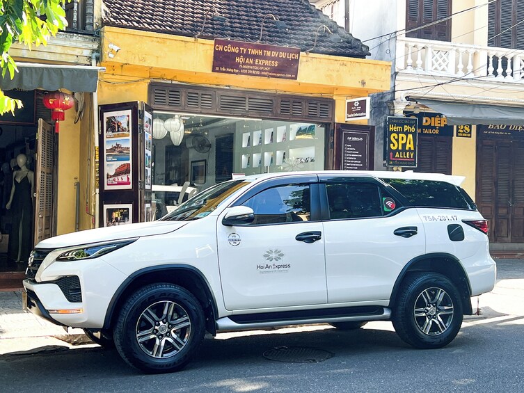 Private Transfer: Noi Bai Airport to/from Hai Phong City