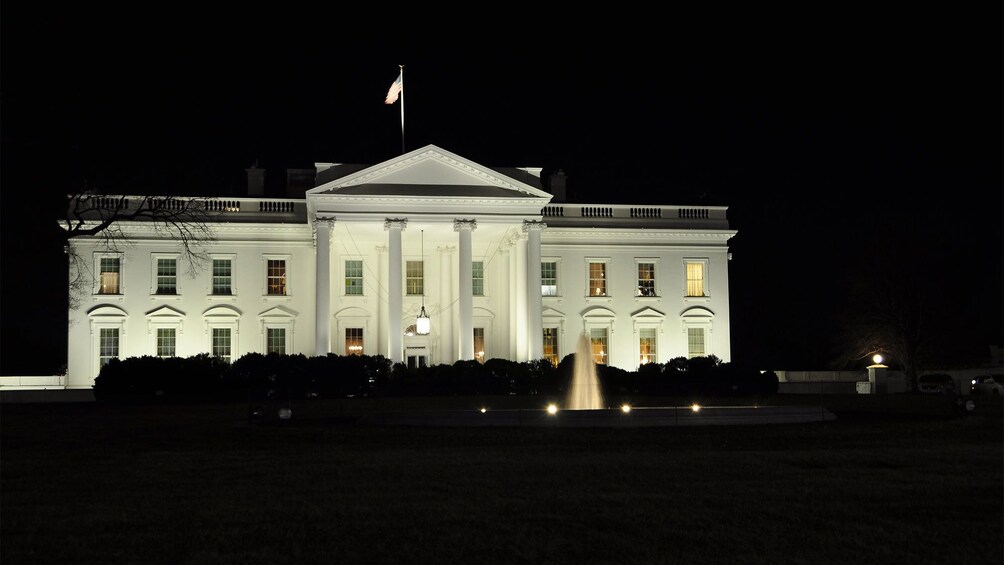 Night view of Washington DC