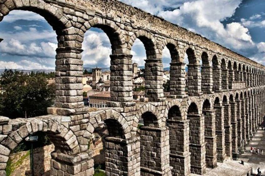 Private Tour Avila – Segovia - Small group and hotel pick up from Madrid