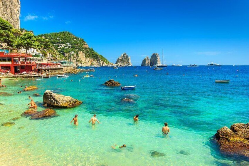 One Day Guided Tour of Capri with Transfers