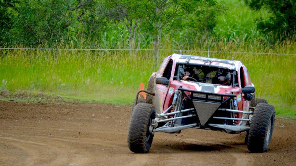 v8 buggy gold coast