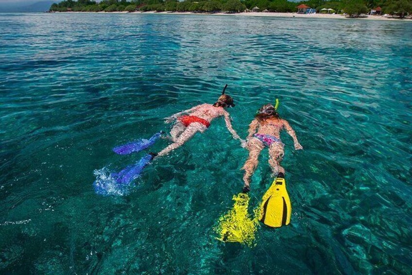 Full-Day Private Guided Lombok Snorkeling 3 Gili Islands 