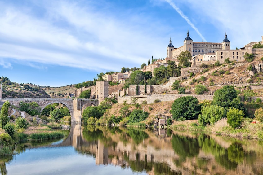 Toledo three cultures Full-Day Tour with multiple options
