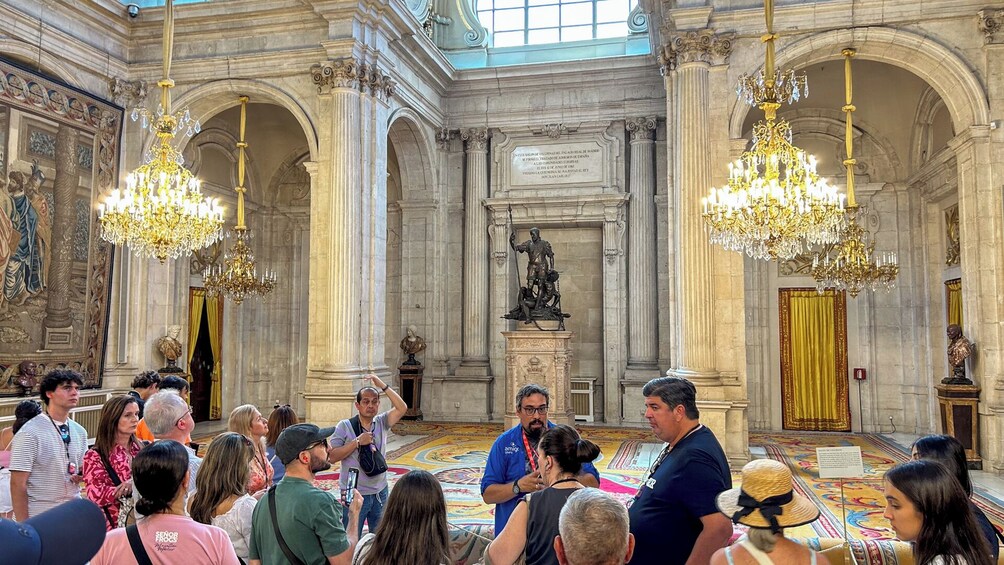 Skip-the-line Royal Palace Tour with expert guide