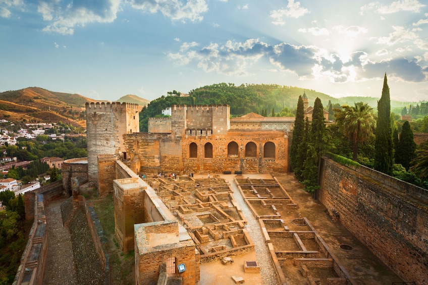 Alhambra & Generalife Behind-the-Scenes Tour