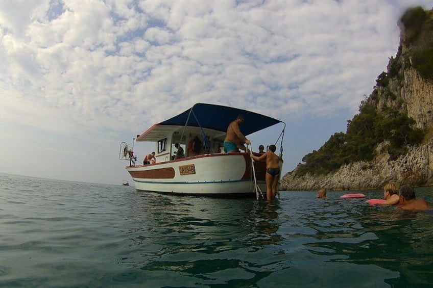 Mini Cruise at the Blue Grotto