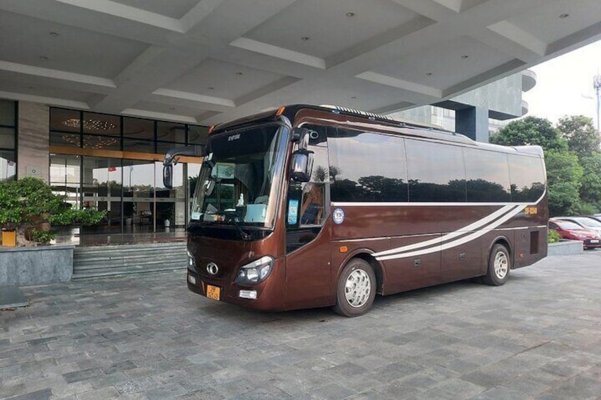 Trang An Hoa Lu Mua Cave Tour [Japanese guide, limousine bus, lunch and dinner included]