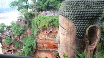 Private Full-Day Tour to the Leshan Giant Buddha