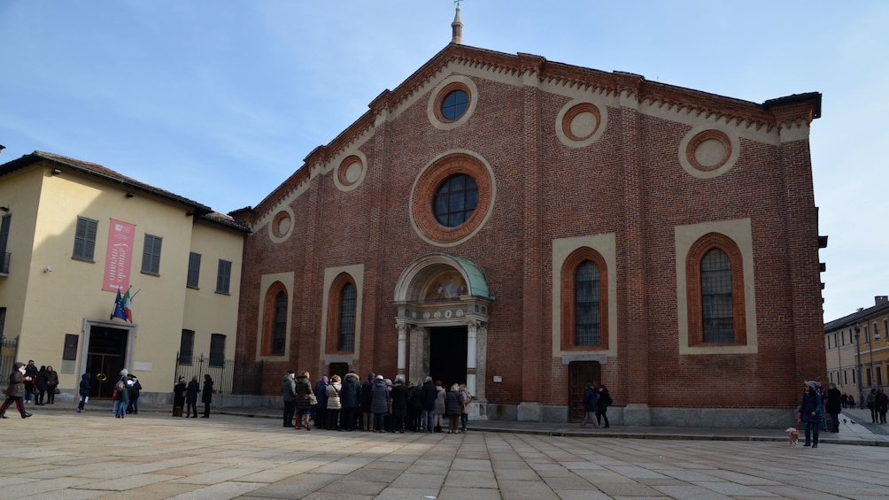 Santa Maria Delle Grazie and courtyard in Milan