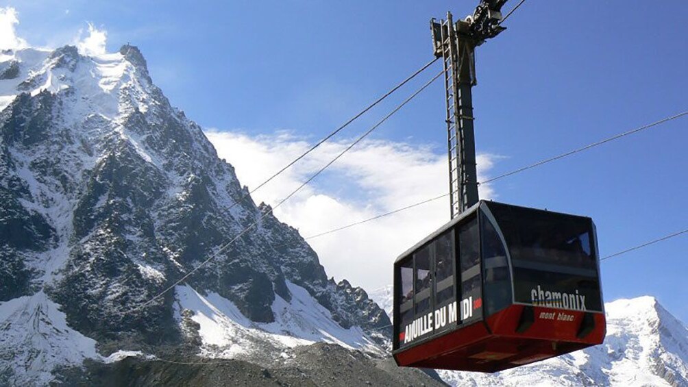 Gondola leading up the mountain in Chamonix